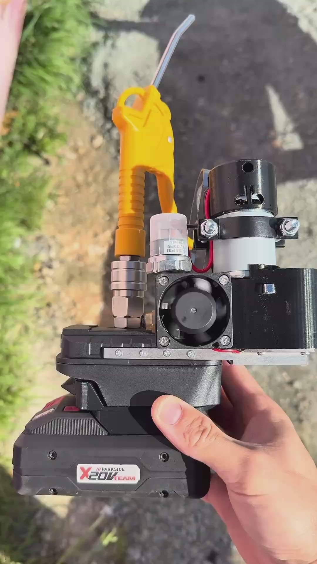 Mini Air Compressor – Milwaukee M18, DeWalt 20V, Makita 18V & More